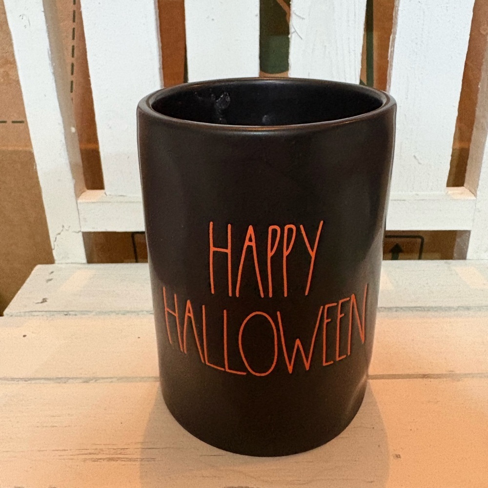 Happy Halloween Black Ceramic Candle Pumpkin Pie Scented